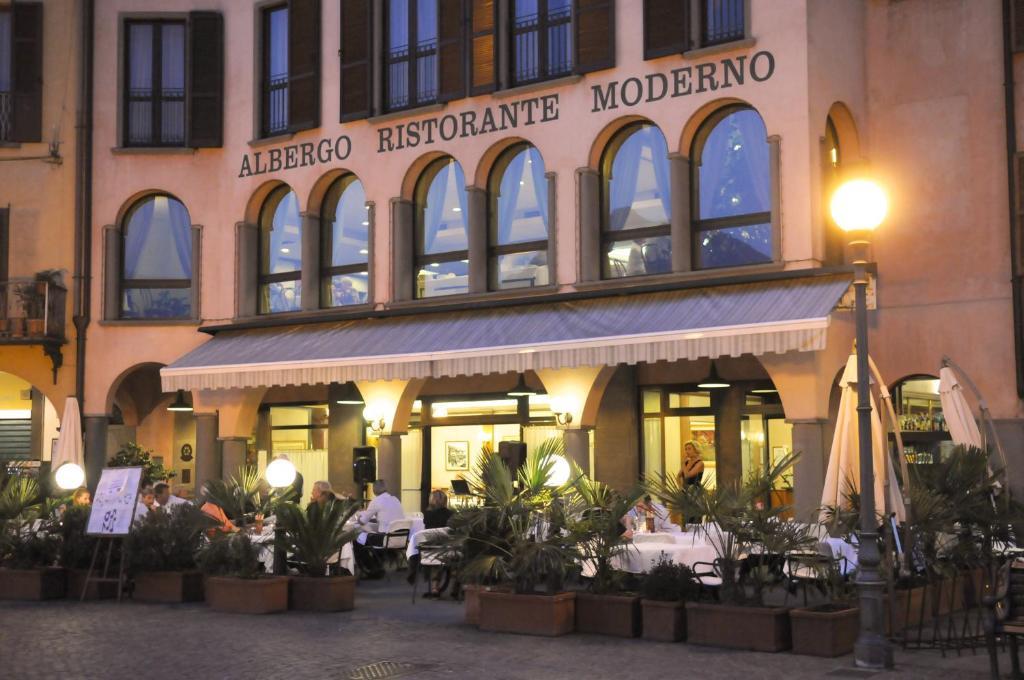 Albergo Moderno Lovere Exterior photo